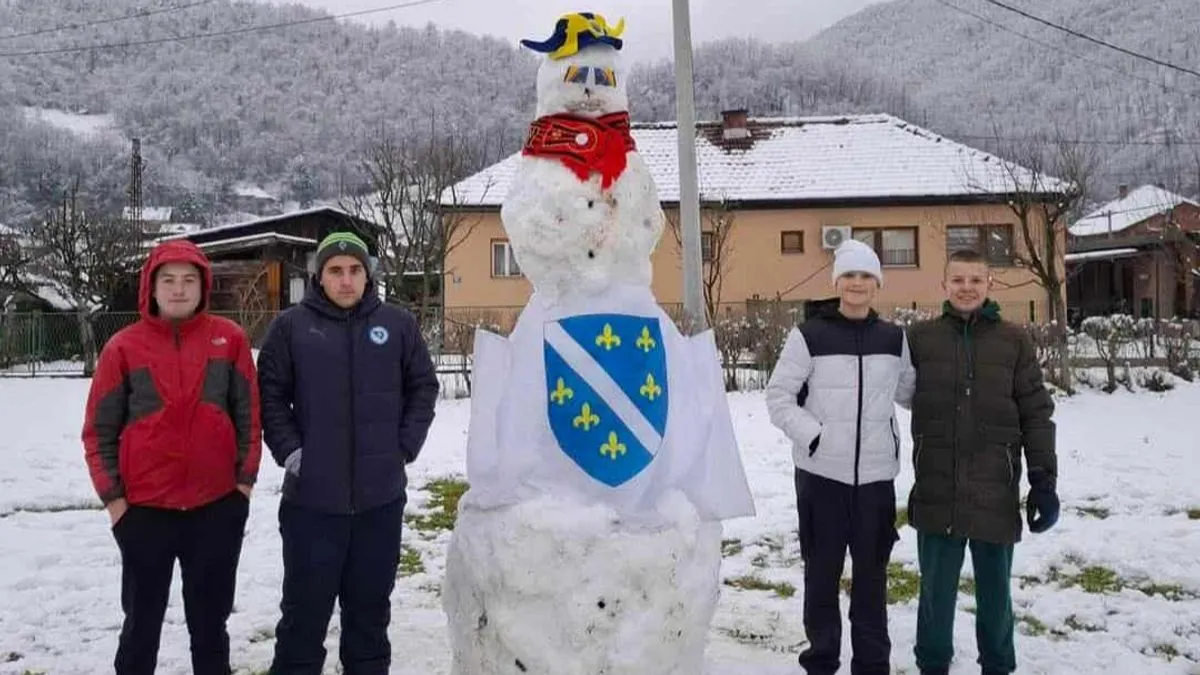 Vrijedni mališani su napravili Snješka Bijelića visokog čak 2,50 metara