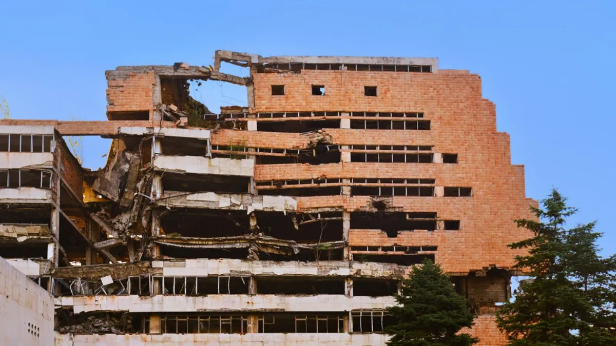 Jovanov je istaknuo kako bi projekat mogao osigurati naklonost Trumpove administracije u trenutku dok Srbija balansira između odnosa s Moskvom i Zapadom