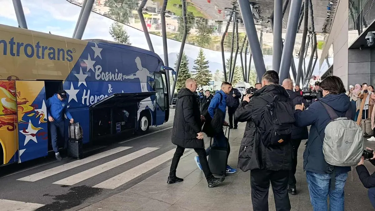 Press konferencija je zakazana u 17:30, a trening u 18:00 sati.