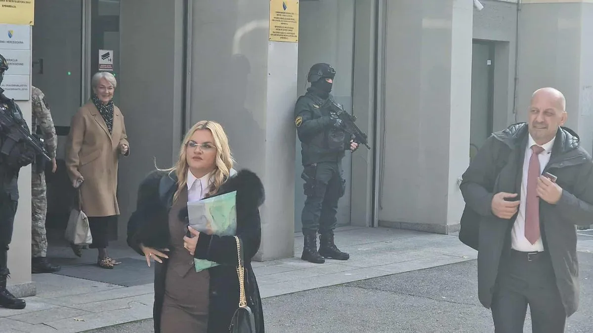 Predmet je otvoren u julu nakon što je dokumentaciju dostavilo Kantonalno tužilaštvo Sarajevo, a kasnije preuzeo federalni tužilački odjel