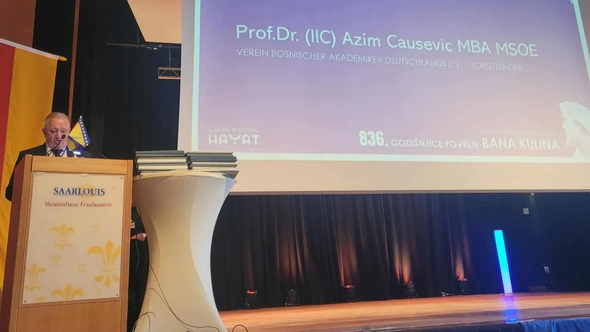 U srednjem vijeku kada je Evropa imala 15 ili 16 kraljevina, nema nijedne mape na kojoj Bosna, ili BiH kasnije, nije označena kao država, kraljevina. 