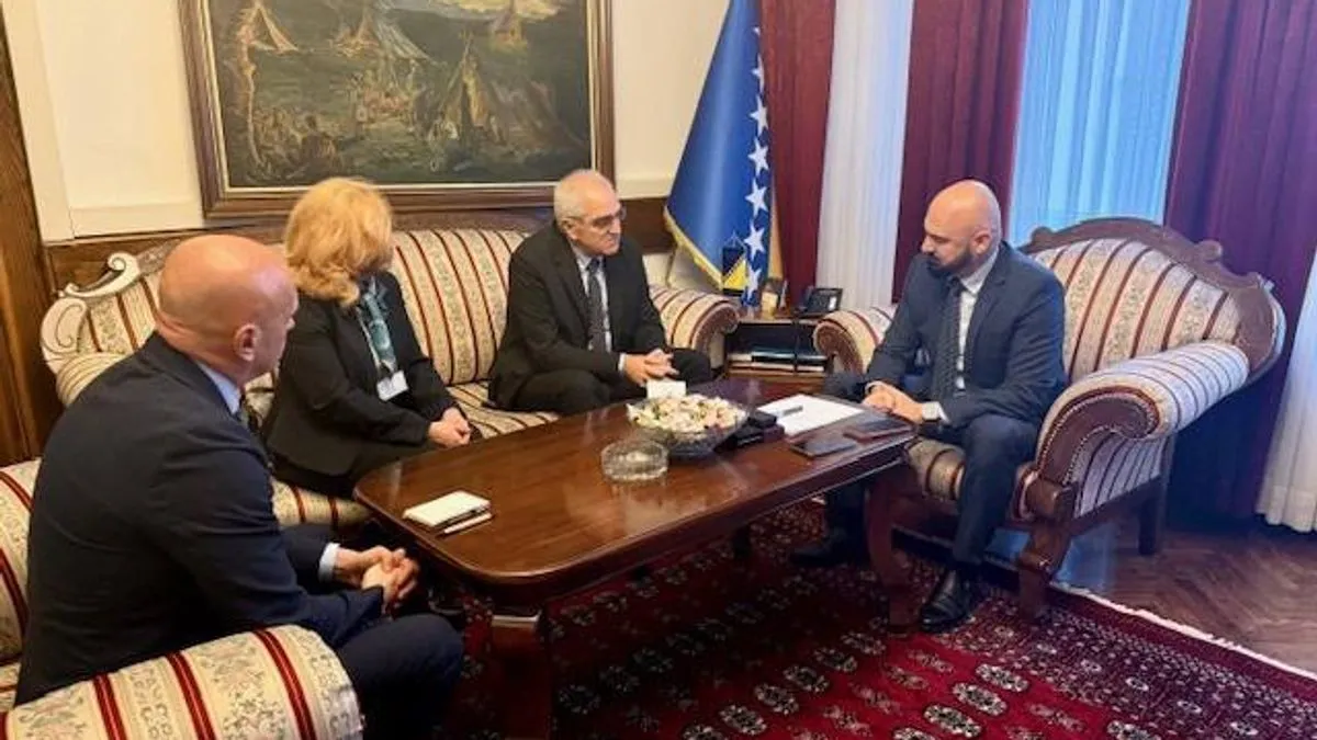 Ministar je istakao važnost kontinuiranog dijaloga i podrške koju Misija OSCE-a pruža institucijama u Bosni i Hercegovini