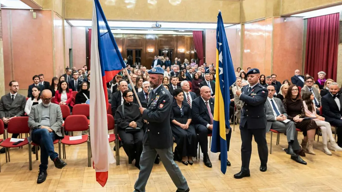 Uoči intoniranja himni BiH i Češke Republike, zastave su u dvoranu unijeli veterani i generali češke Armade