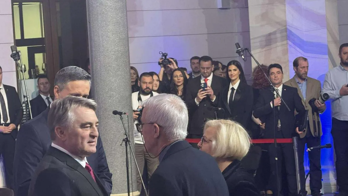 Na današnji dan prije 82 godine u Mrkonjić-Gradu postavljeni su temelji moderne državnosti.