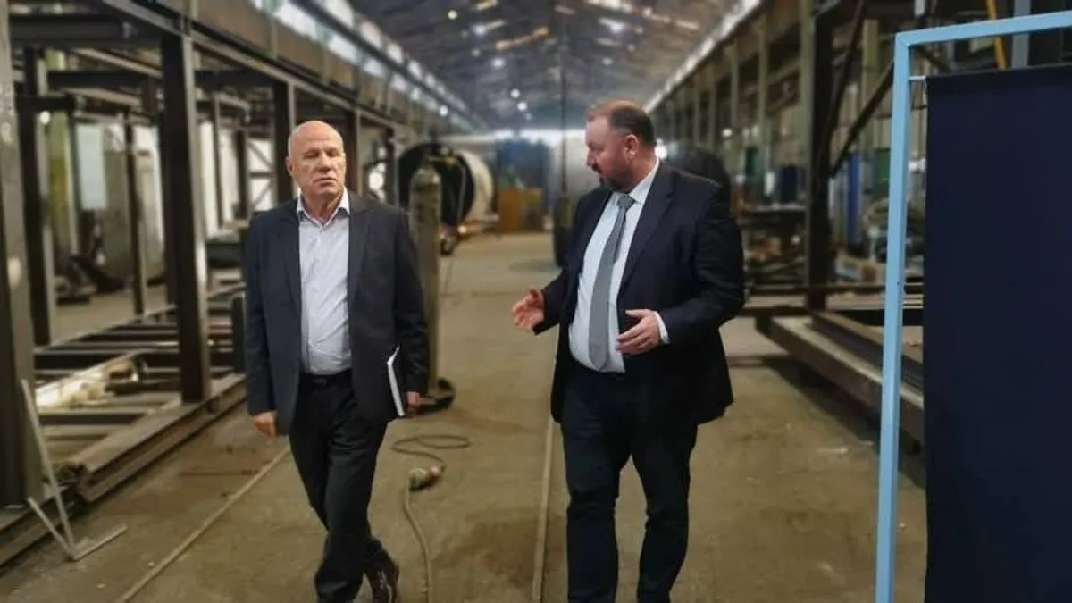 Naglašava da je izvoz ZDK povećan je za 8,3%, a uvoz mnogo sporije, što je dovelo do historijskog poboljšanja trgovinskog bilansa