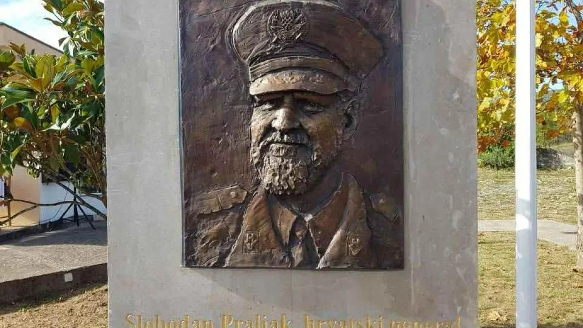 Podizanje spomenika Praljku za Hajdarevića je odraz stanja u državi u kojem se veličaju ratni zločinci, a žrtve se ponižavaju