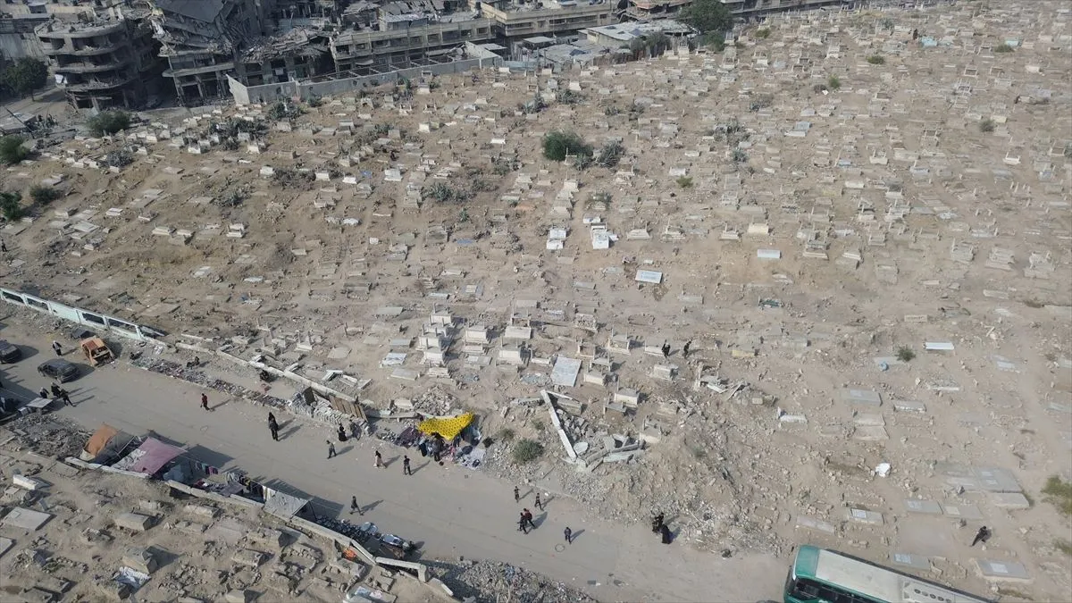 Generacijama je ovo mjesto simboliziralo sjećanje i kontinuitet, danas stanovnici kažu da služi kao oštar podsjetnik na gubitak i razaranje.