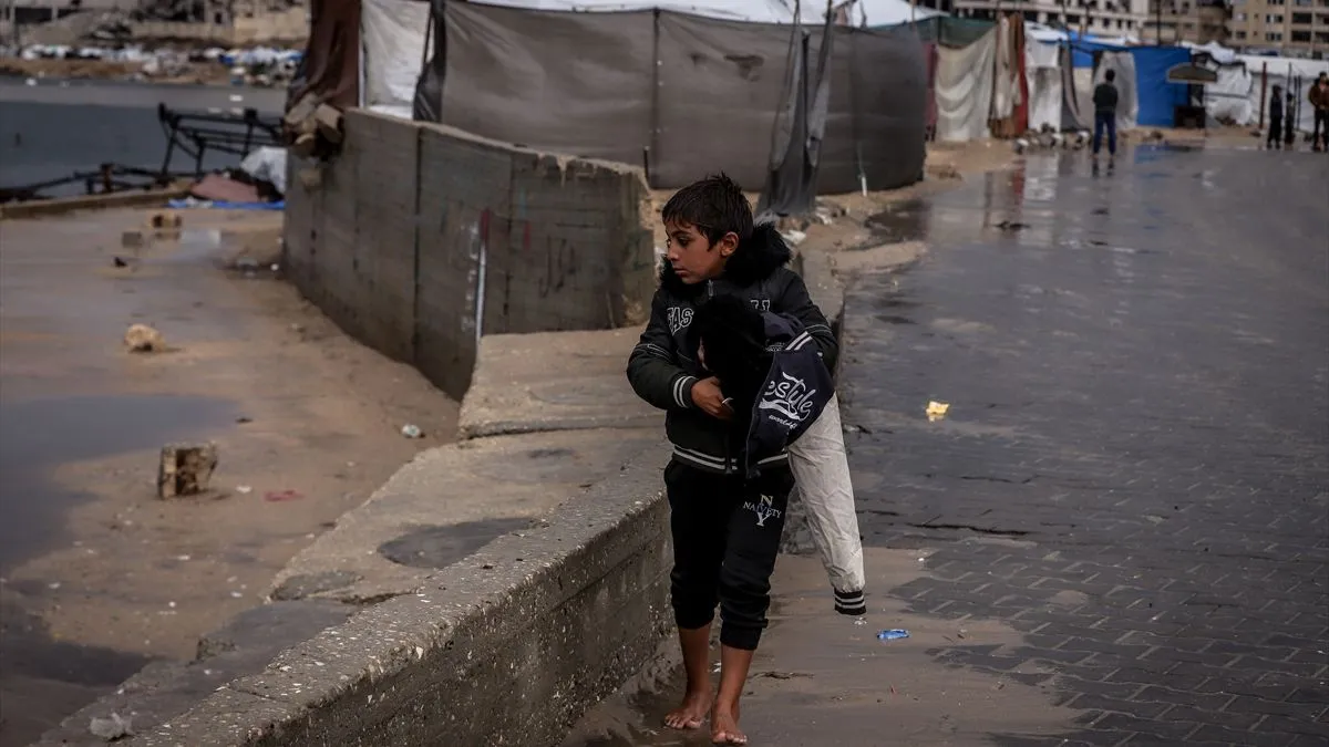 Izrael nastavlja blokirati ulazak materijala za skloništa poput šatora i mobilnih kućica, kršeći svoje obaveze prema sporazumu o prekidu vatre koji je stupio na snagu 10. oktobra.