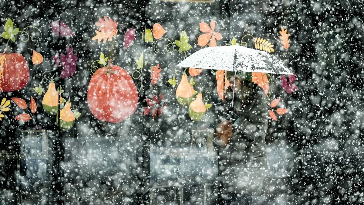 Temperature zraka u 13 sati (°C): Livno -2; Jajce, Sarajevo, Tuzla 0; Banja Luka, Bijeljina, Prijedor, Srebrenica 1; Doboj 2; Mostar 4; Trebinje 10;