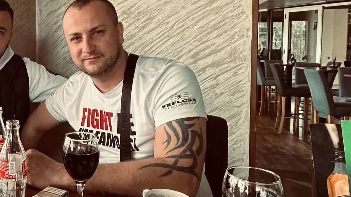  U trenucima duboke boli, društvene mreže preplavile su emotivne poruke prijatelja koji se opraštaju od Aldina