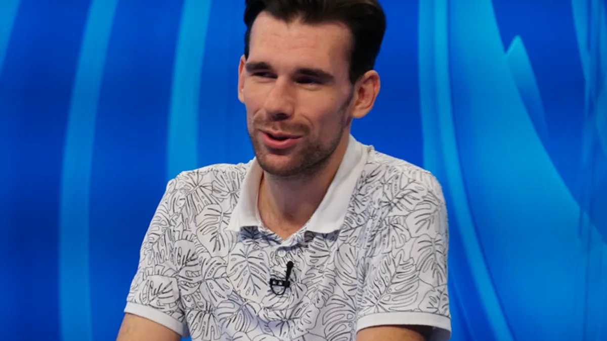 Predstava "Selo moje, ljepše od Pariza" stiže u bosanskohercegovačke gradove nakon premijere koja je održana u Parizu. 