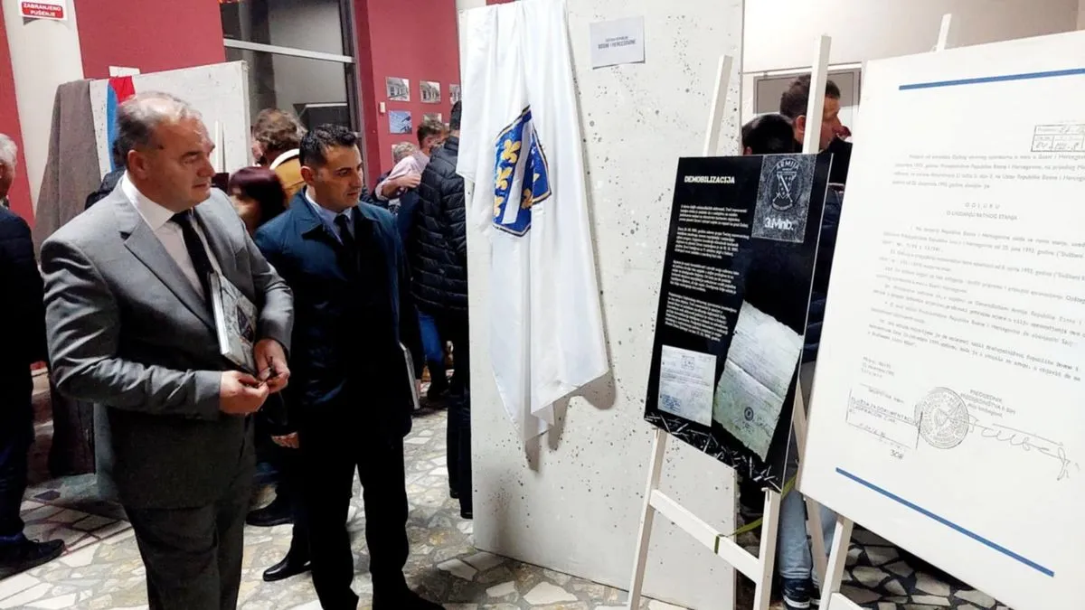 'Podsjetimo se vrijednosti ZAVNOBiH-a i nastojmo ih živjeti u svakodnevici kroz međusobno poštovanje, solidarnost i odgovornu brigu za zajedničko dobro.'