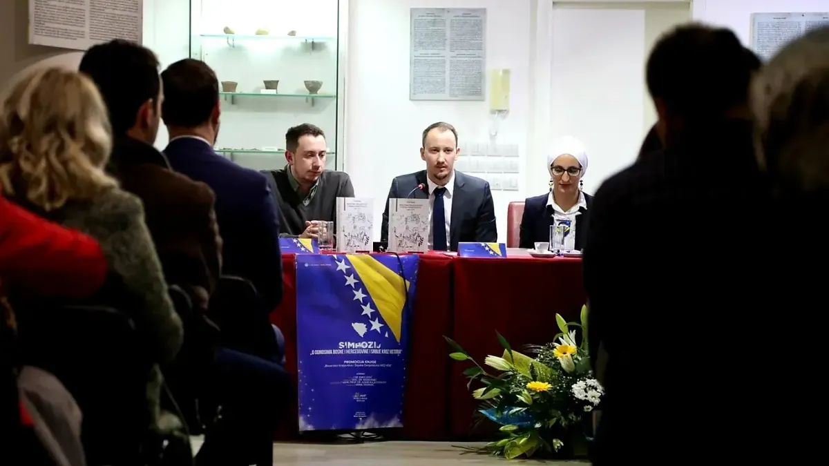 'Podsjetimo se vrijednosti ZAVNOBiH-a i nastojmo ih živjeti u svakodnevici kroz međusobno poštovanje, solidarnost i odgovornu brigu za zajedničko dobro.'