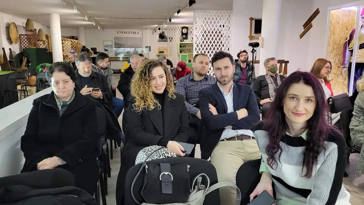 'Podsjetimo se vrijednosti ZAVNOBiH-a i nastojmo ih živjeti u svakodnevici kroz međusobno poštovanje, solidarnost i odgovornu brigu za zajedničko dobro.'