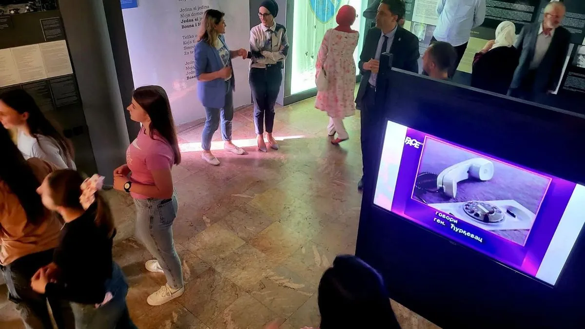 'Podsjetimo se vrijednosti ZAVNOBiH-a i nastojmo ih živjeti u svakodnevici kroz međusobno poštovanje, solidarnost i odgovornu brigu za zajedničko dobro.'