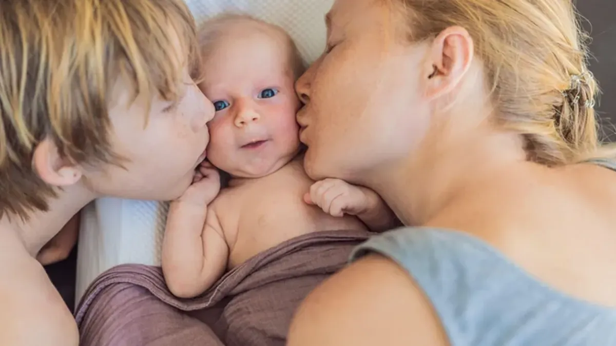 Žena (43) rodila dijete 14-godišnjaku: Sreća nije dugo trajala, na vrata joj zakucala policija