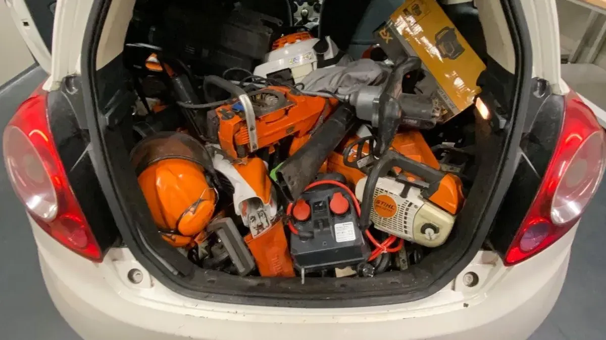 Slučaj je preuzeo Inspektorat kriminalističke policije Passau, koji vodi istragu zbog kaznenog djela primanja ukradene robe