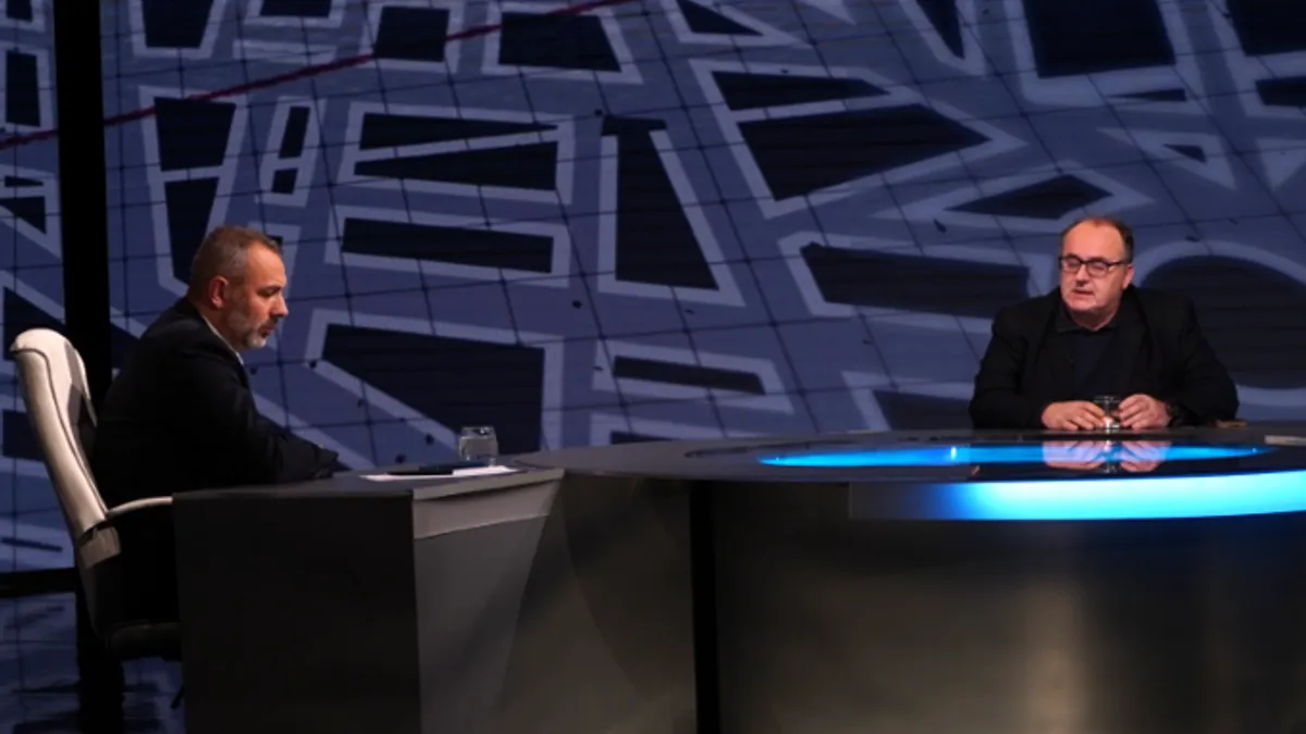 Današnji dan u BiH obilježili su prijevremeni izbori za predsjednika RS, nakon što je CIK oduzeo mandat Dodiku zbog pravomoćne presude od godinu dana zatvora.