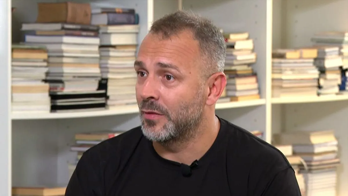 Zabrana ulaska novinarima u potpunoj je suprotnosti s tim principom. 