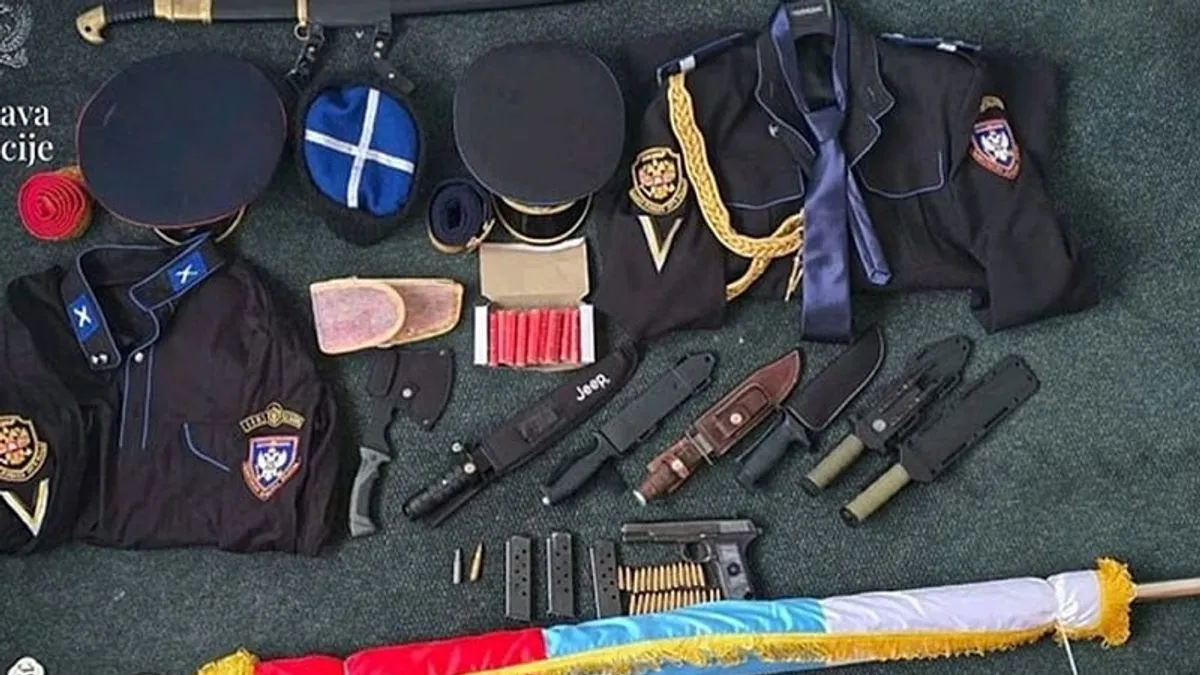 Kako se navodi, ovom policijskom operacijom zasad je obuhvaćeno 12 osoba, a policija je pretražila 13 lokacija u Danilovgradu, Nikšiću i Podgorici