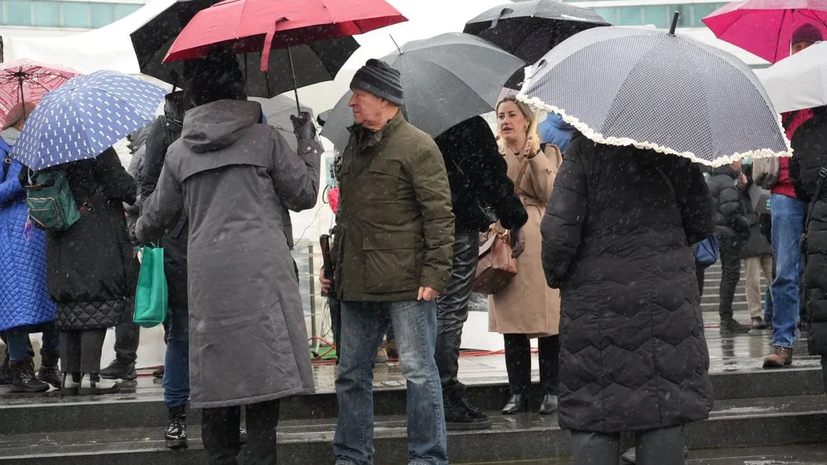 Ujedno podsjećamo da su danas uposlenici BHRT-a organizovali protest pod nazivom 'Ne gasite BHRT'