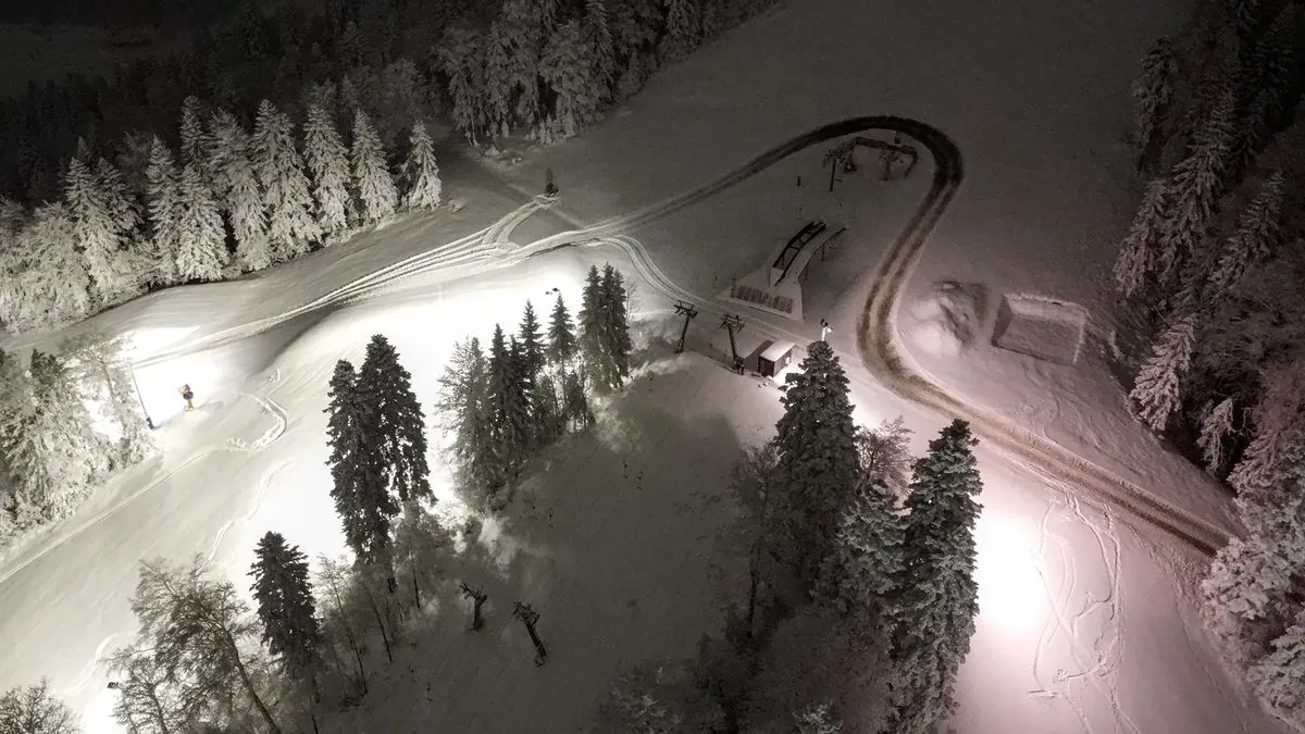 Snježni spektakl na bosanskoj ljepotici! Bjelašnica spremnija nego ikad, počela sezona skijanja