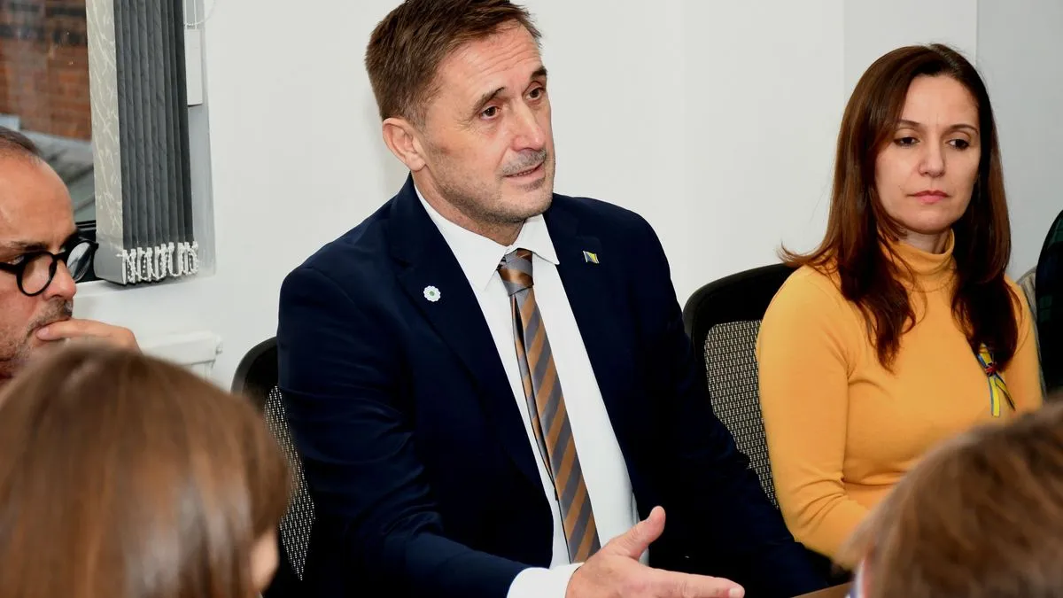 Tokom posjete, delegacija je upoznata s aktivnostima i programima Bosanske kuće, uključujući širok spektar usluga namijenjenih ukrajinskoj zajednici.