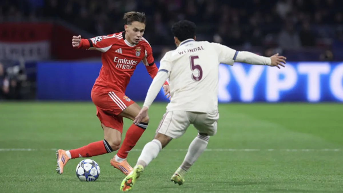 Amar Dedić suočio se s porodičnim smrtnim slučajem uoči utakmice Benfice protiv Ajaxa.