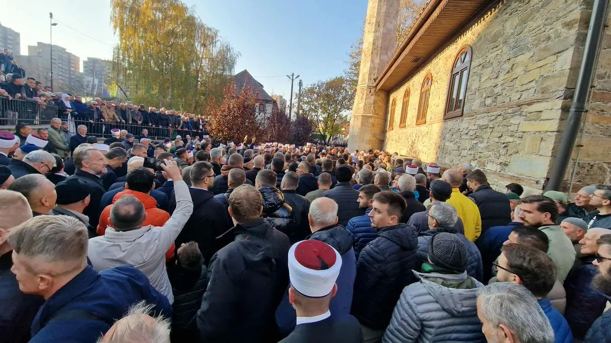 Tokom zatvorskog života kompletirao je učenje Kur'ana napamet što mu je pomoglo da lakše prebrodi svoje zatvorske dane
