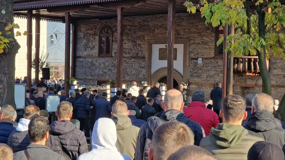 Tokom zatvorskog života kompletirao je učenje Kur'ana napamet što mu je pomoglo da lakše prebrodi svoje zatvorske dane