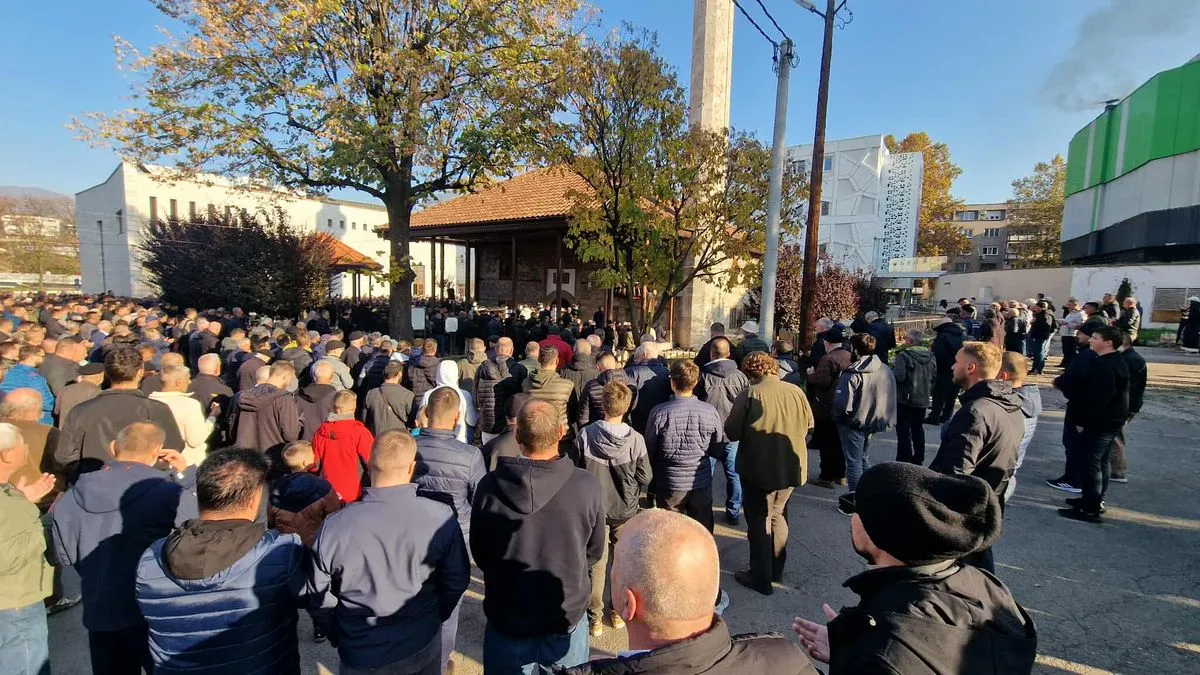 Tokom zatvorskog života kompletirao je učenje Kur'ana napamet što mu je pomoglo da lakše prebrodi svoje zatvorske dane