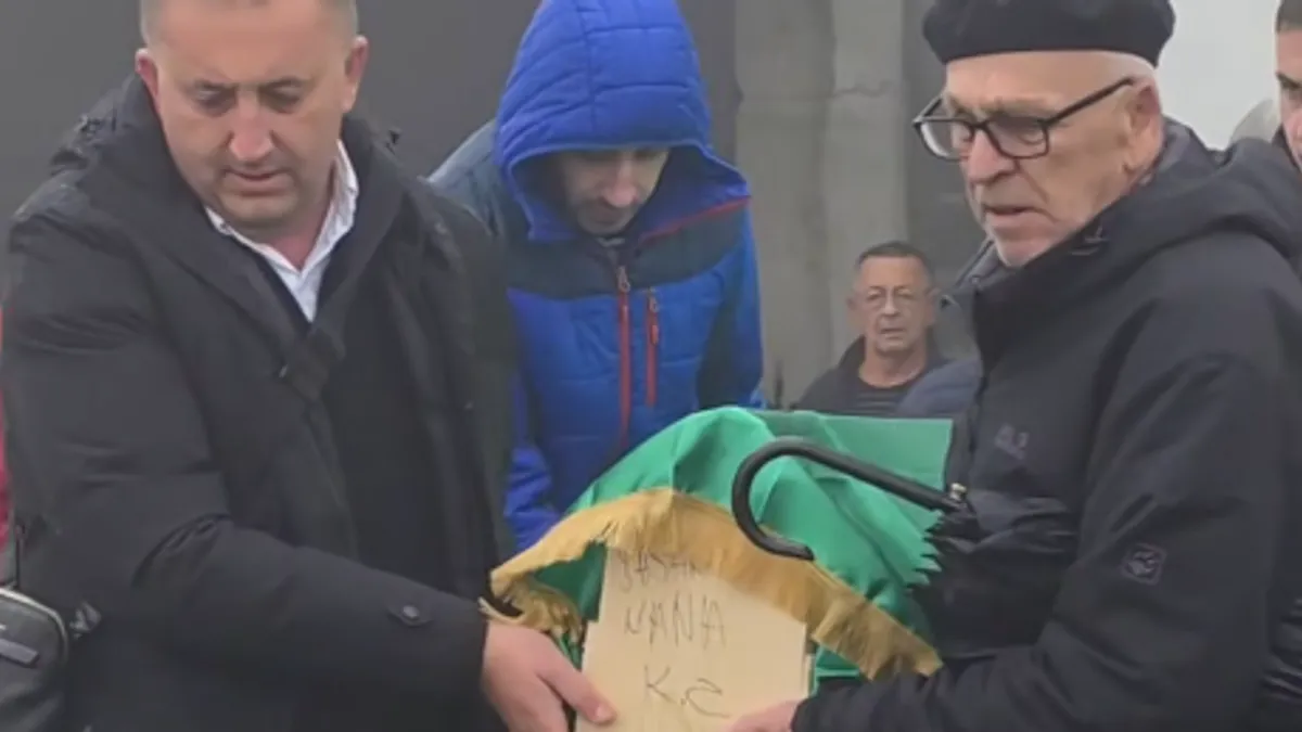 Abdulahović je dodao i o Havi: 'Njen život je bio pun iskušenja. To je jedna čestita žena, čestita vjernica.'