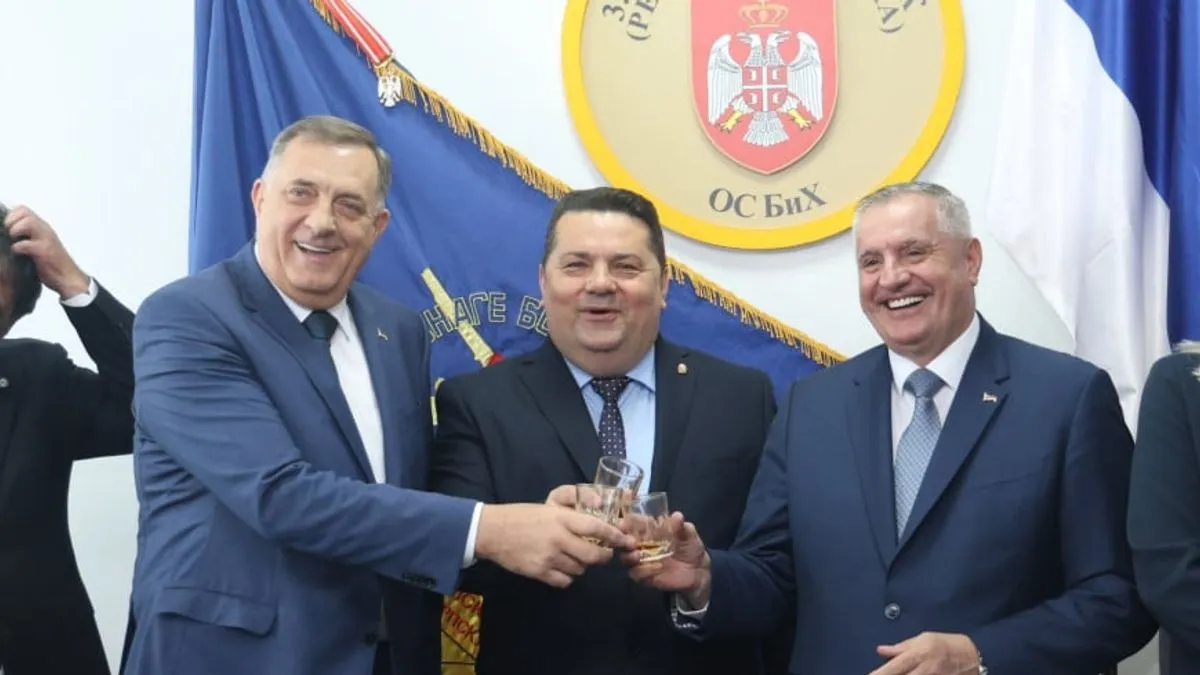 Potpredsjednik SNSD-a i gradonačelnik Laktaša Miroslav Bojić najavio je da će sutra uputiti žalbu na odluku CIK-a BiH o poništavanju prijevremenih izbora za predsjednika RS-a.