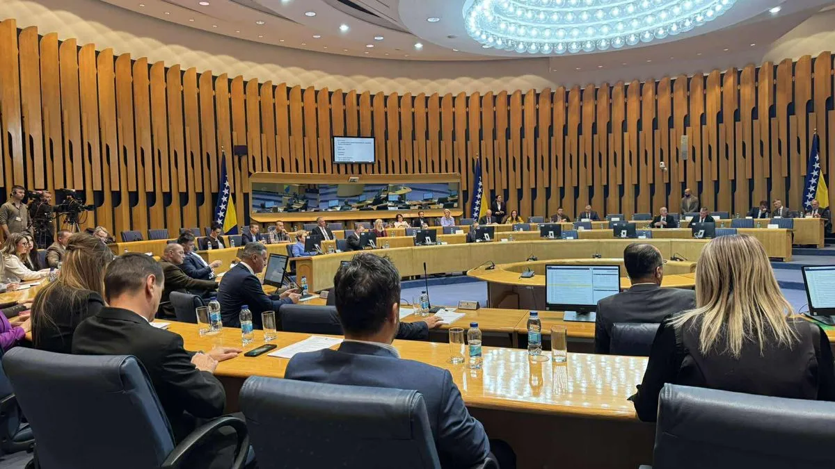 Sada se pitam šta je to sve Dodik obećao zauzvrat ukidanja sankcija. Izgleda da blokiranje rada institucija očito nije dio paketa - rekao je Nešković.