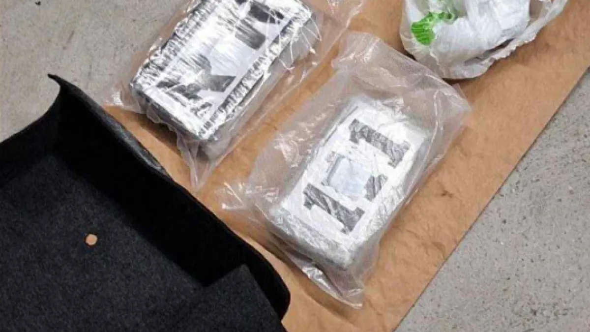 Kokain je bio skriven ispod plastike od mjenjača u automobilu marke Škoda, kojim je upravljao Begić