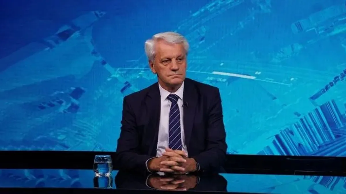 Dodao je da je nerazumno ponašanje i Centralne izborne komisije koja bi mogla ponovo “progledati Dodiku kroz prste” kao što je odbila provesti presudu Suda BiH.