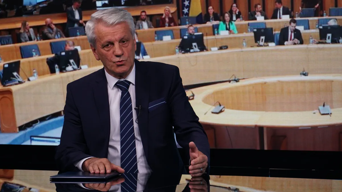 Profesor Enver Išerić, stručnjak za ustavno pravo gostovao je danas u emisiji "Dobar dan, BiH" kako bi analizirao razlog apelacije advokatskog tima Milorada Dodika .