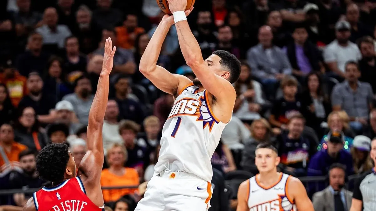 Najbolji u pobjedničkoj ekipi bili su Jalen Green s 29 koševa i Devin Booker s 24 poena, sedam asistencija i šest skokova