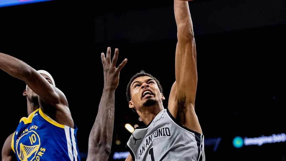 San Antonio Spurs najmanje će dvije sedmice biti bez svog najboljeg igrača, francuskog centra Victora Wembanyame zbog povrede lista lijeve noge.
