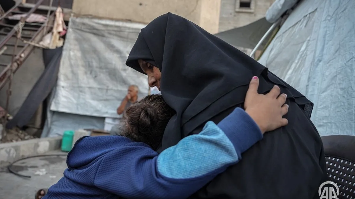 Prekid vatre postojao je samo na televiziji. U stvarnosti, bombardovanje nikada nije prestalo. Svaki dan je bilo granatiranja, svaki dan strah, ispričala je Reda Aleva