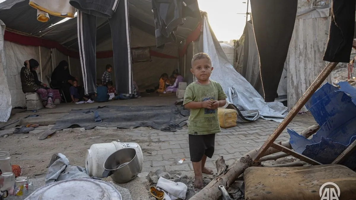 Prekid vatre postojao je samo na televiziji. U stvarnosti, bombardovanje nikada nije prestalo. Svaki dan je bilo granatiranja, svaki dan strah, ispričala je Reda Aleva