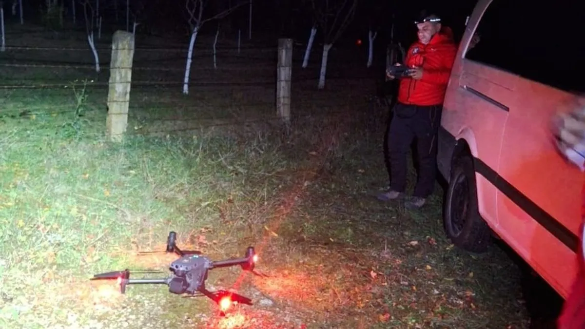 Na teren je krenulo jedanaest članova GSS-a gdje su nakon tačnog lociranja krenuli u pripremanje terena za evakuaciju.