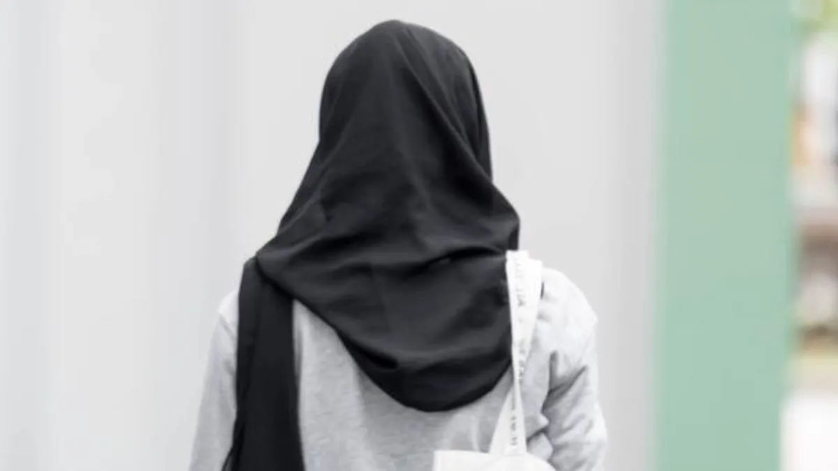 Zuko nakon sramne odluke na Kosovu: Hidžab nije simbol ograničenja, već izraz dostojanstva! 