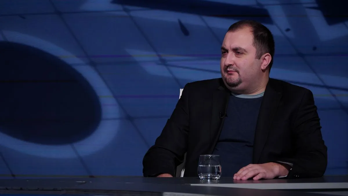 Numanović je kazao da je muk iz EU jedna vrsta poruke dodavši kako Hrvatska postaje sve više i više kopija Mađarske.  