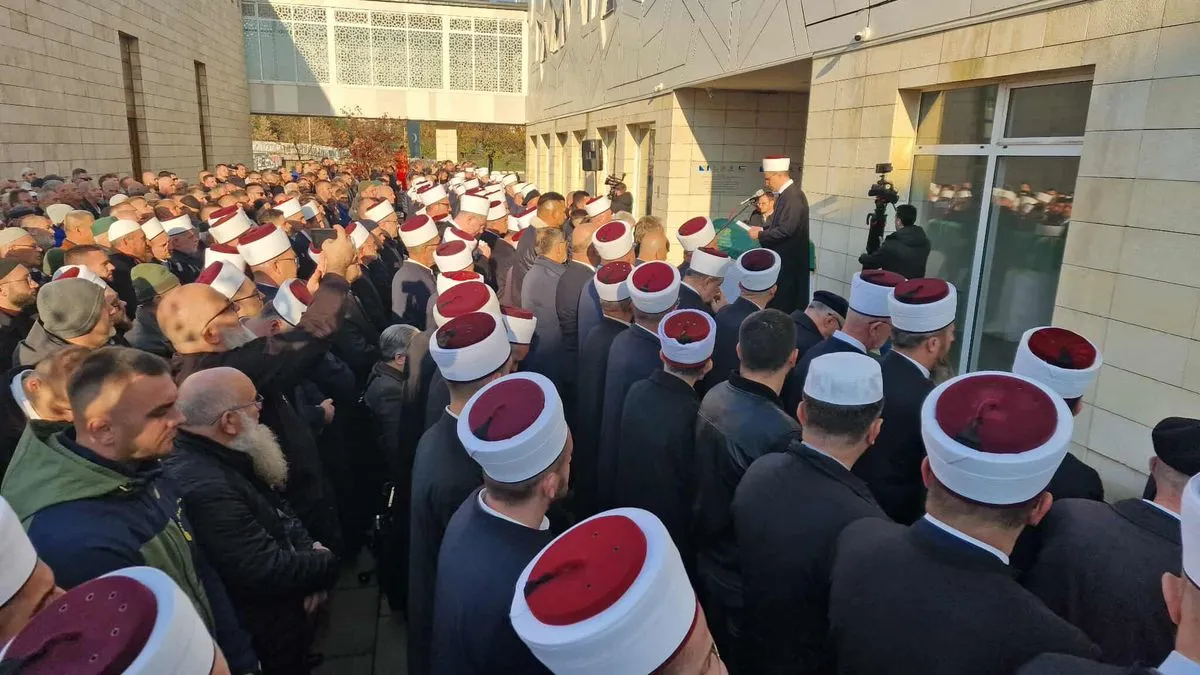 Tokom zatvorskog života kompletirao je učenje Kur'ana napamet što mu je pomoglo da lakše prebrodi svoje zatvorske dane