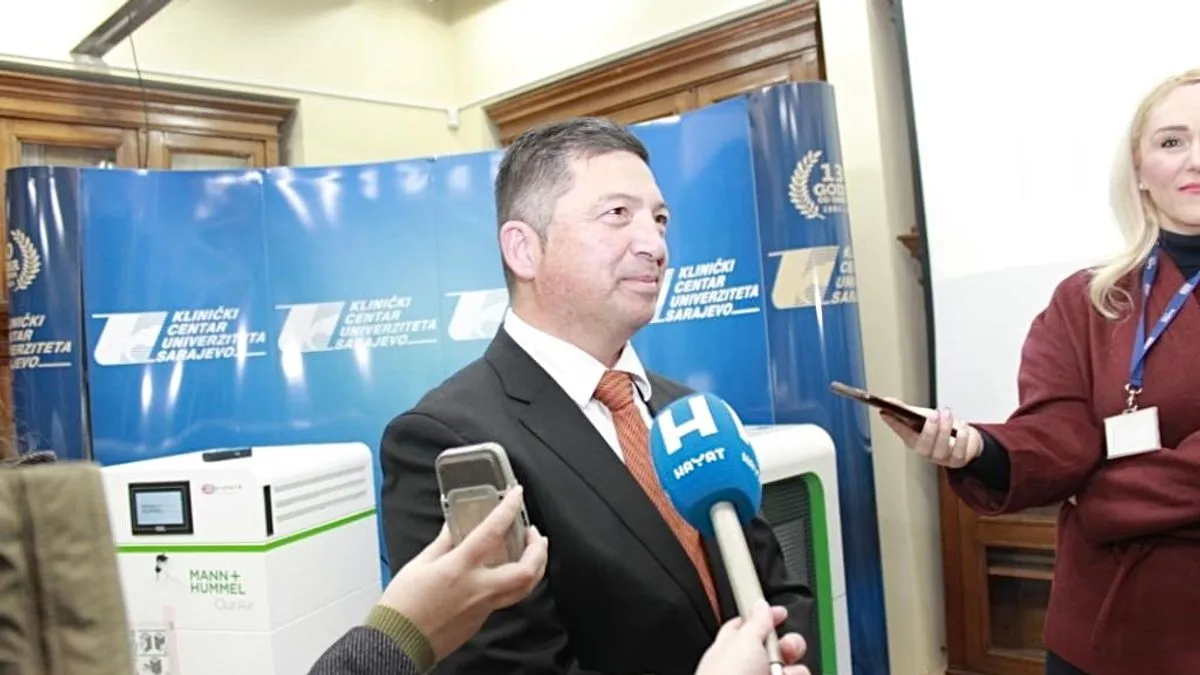 Tokom sastanka razgovarano je i o uređenju parka ispred zgrade DIP-a medonosnim biljem, kao i o planovima za postavljanje solarnih panela.