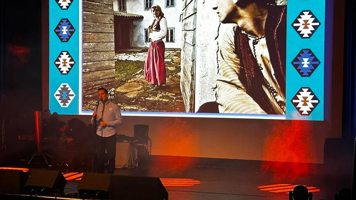 Koncertu su prisustvovali i brojni Holanđani, koji su, dirnuti atmosferom i porukom događaja, izrazili veliko oduševljenje i podršku majkama Srebrenice