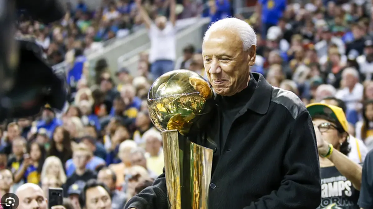 Član košarkaške Kuće slavnih Lenny Wilkens umro je u nedjelju u dobi od 88 godina