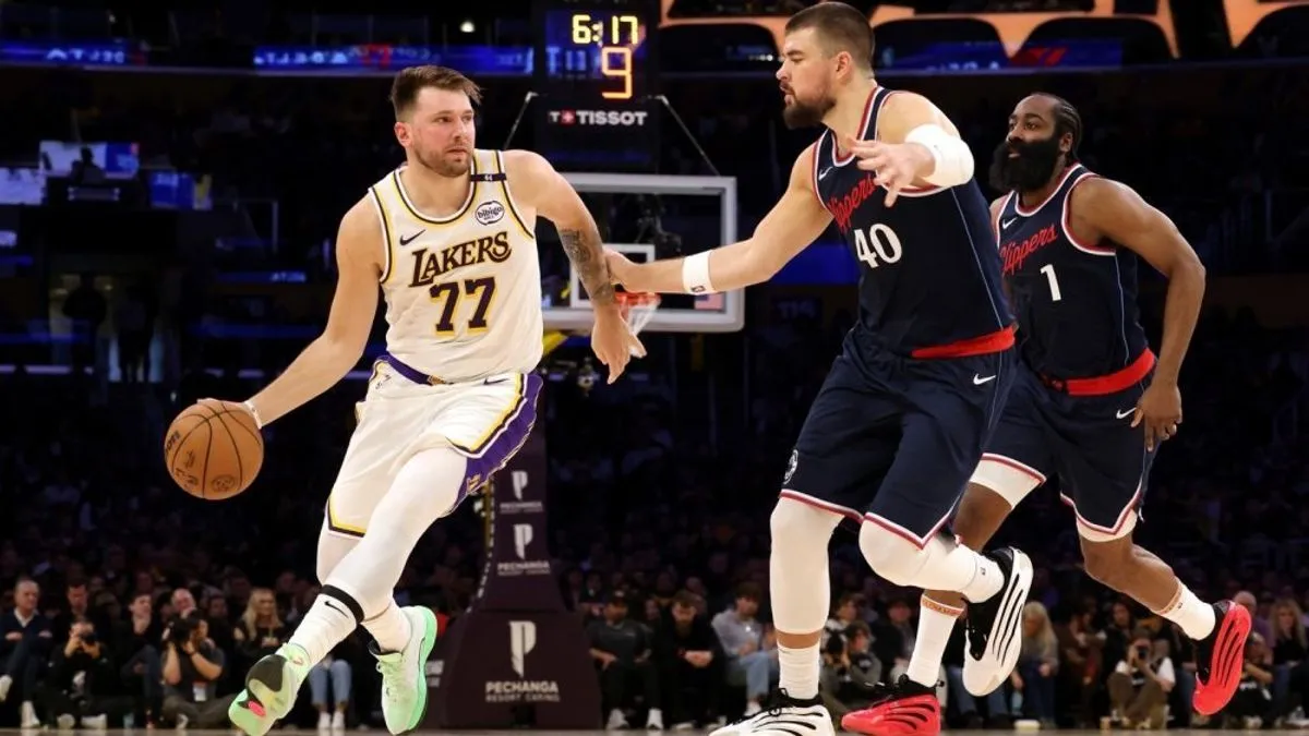 U NBA ligi sinoć su odigrane samo tri utakmice, ali su sve završene ubjedljivim pobjedama