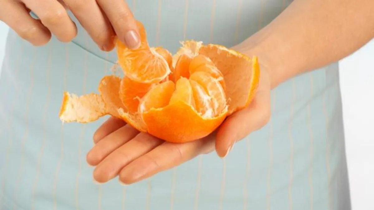 Prezrele mandarine, koje su do nedavno simbolizovale uspješnu berbu, sada propadaju jer ih niko ne otkupljuje.